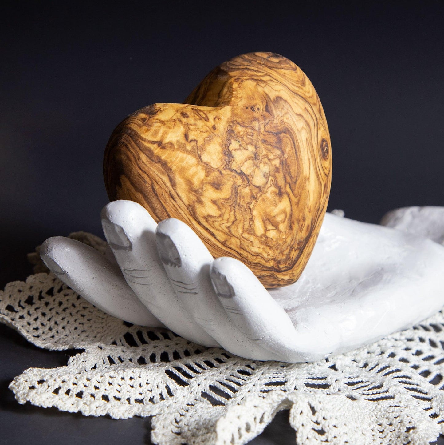 Olive wood Heart / Large, 4" - dyarihandcrafts
